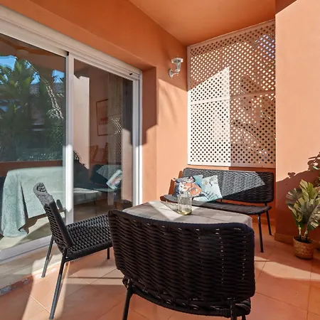 49 Comfortable 2-bedroom Garden Close To * Эстепона